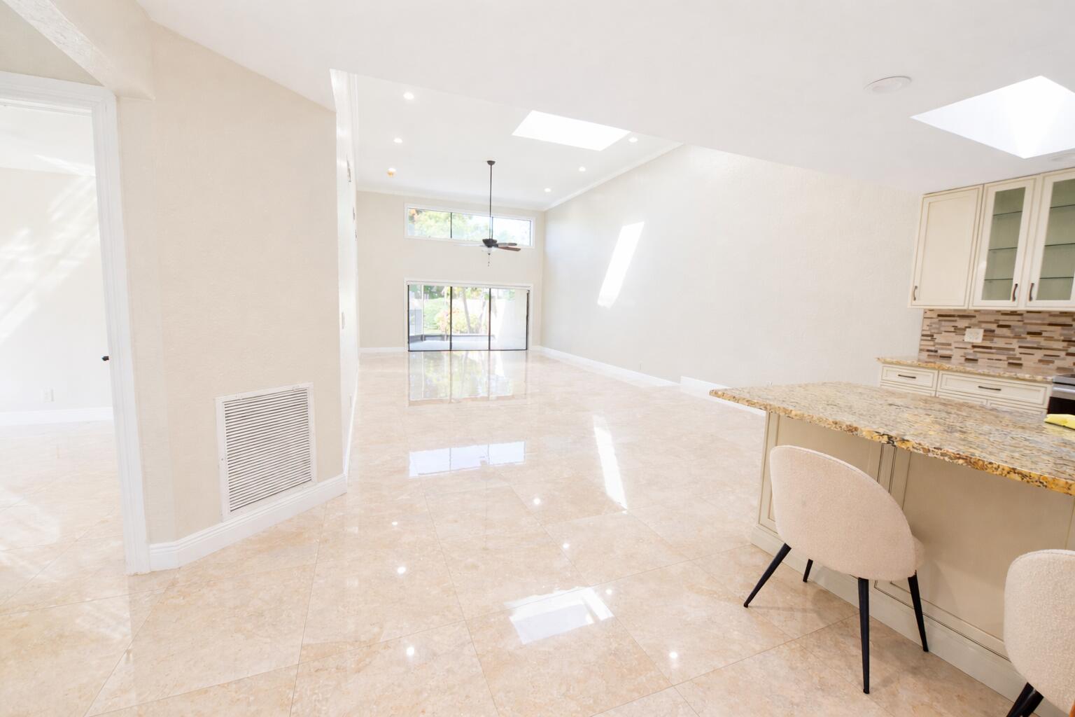 VILLA PORTOFINO - Residential Lease