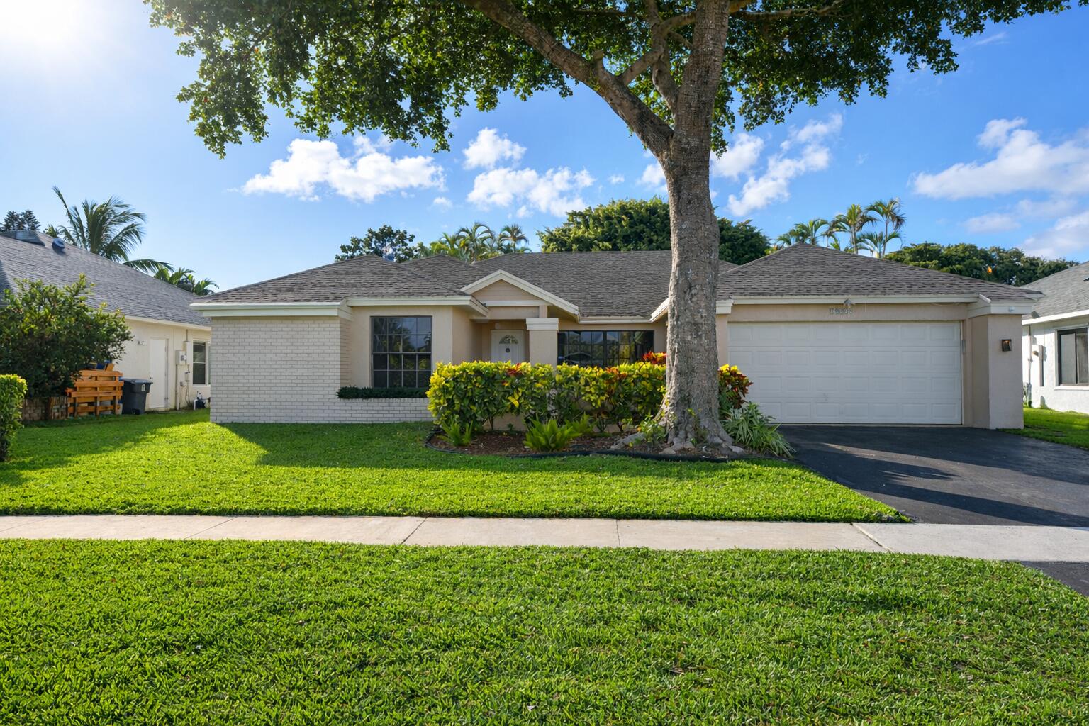 VILLA PORTOFINO - Residential Lease