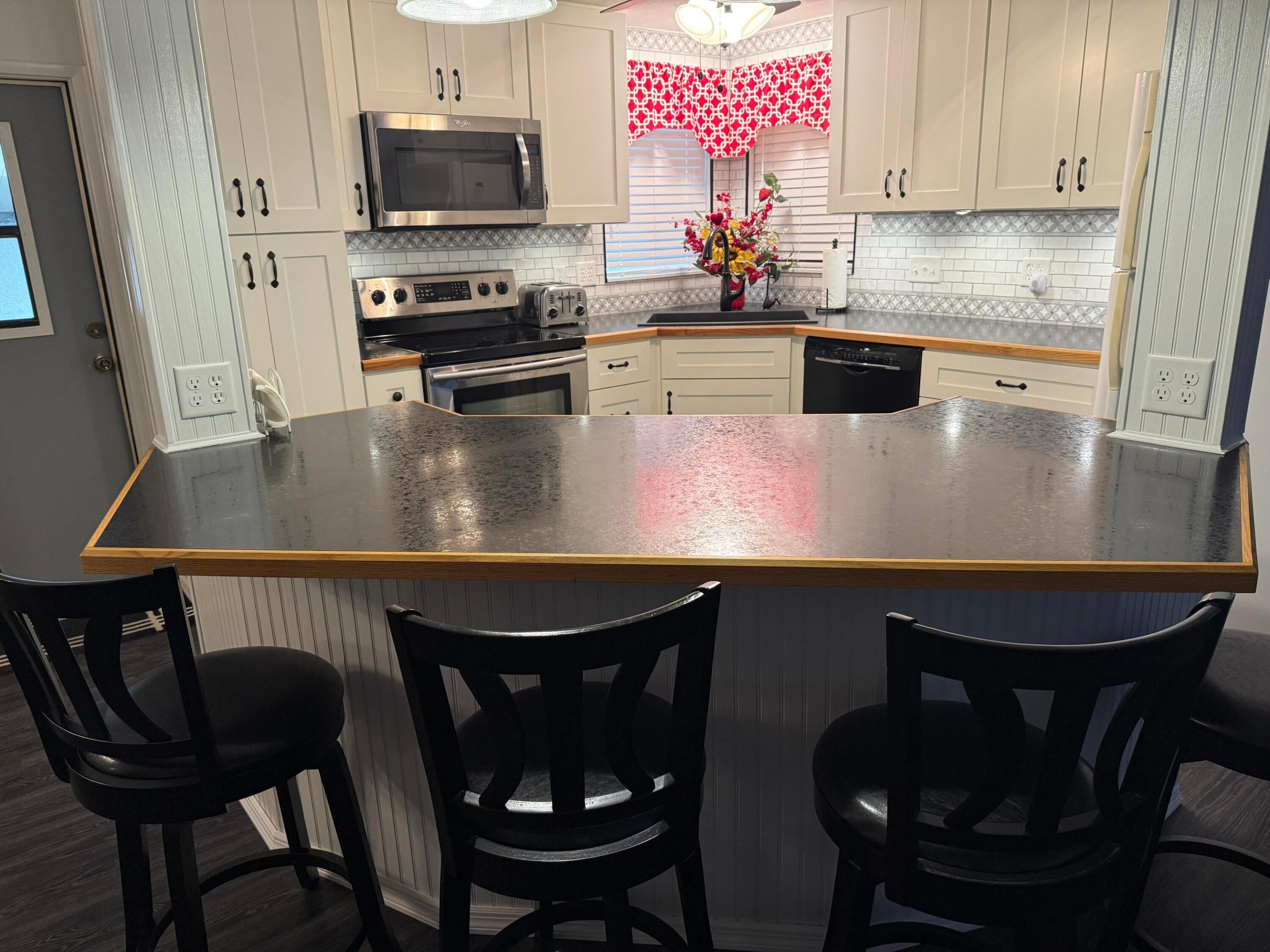 CAMBRIDGE AT HERITAGE RIDGE - Residential