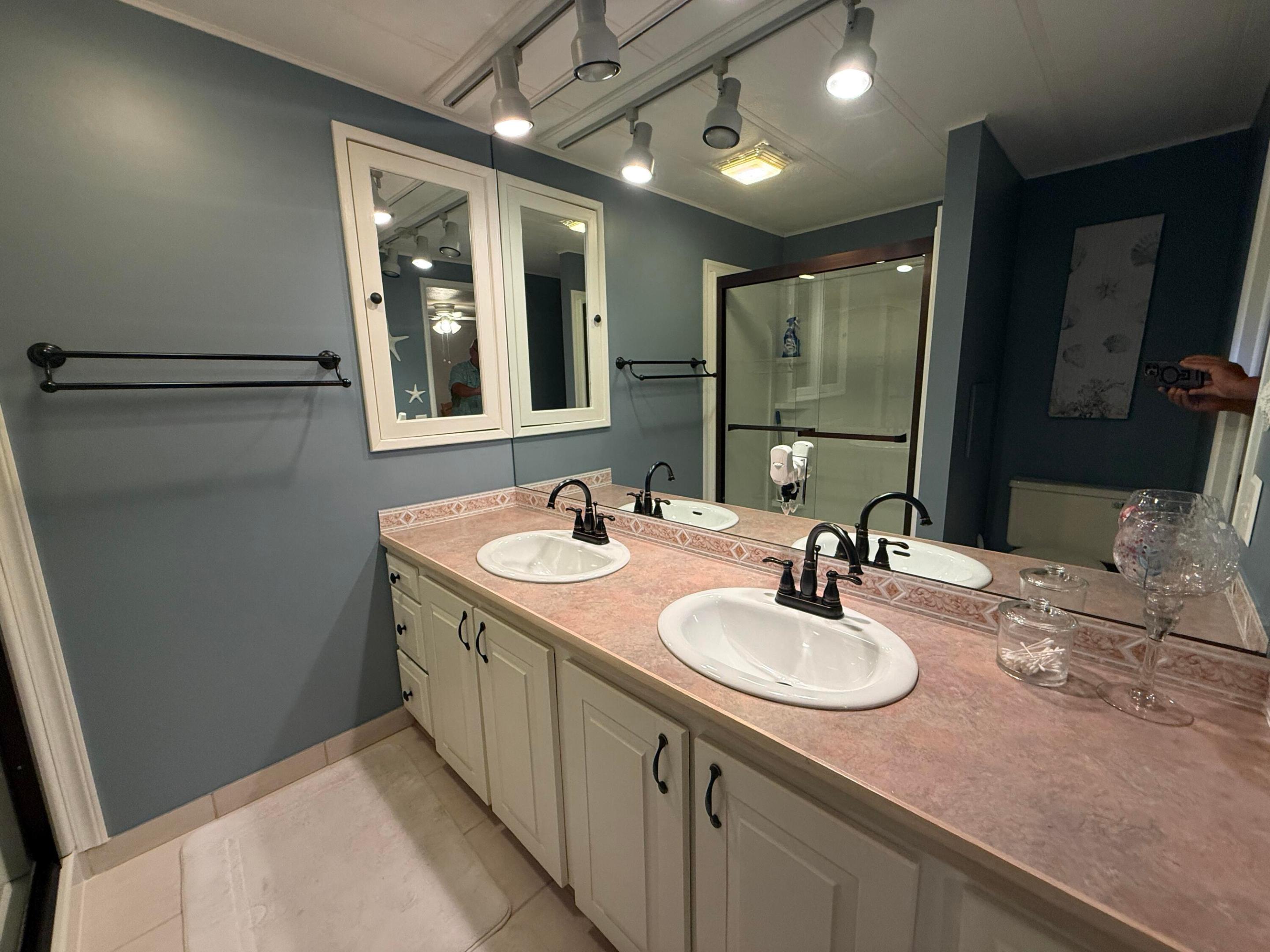 CAMBRIDGE AT HERITAGE RIDGE - Residential