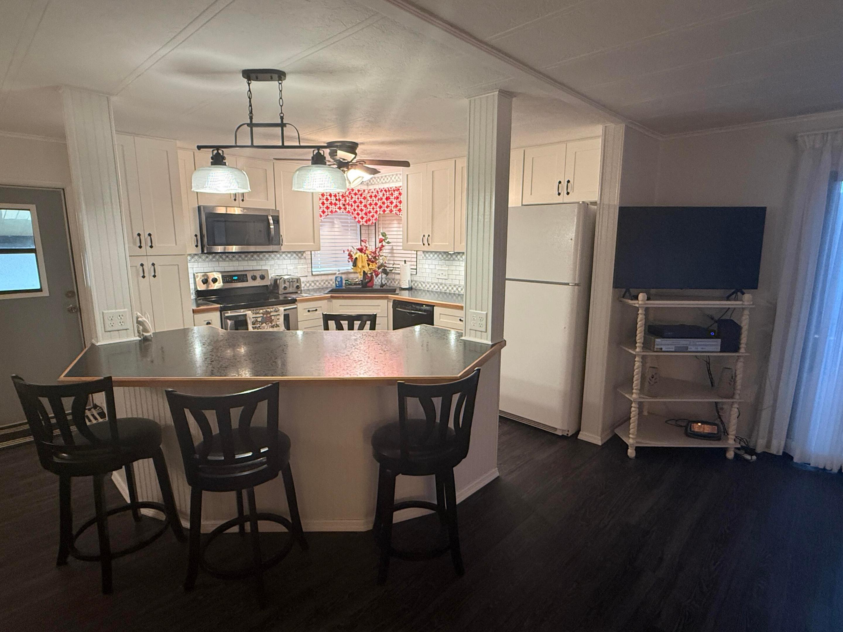CAMBRIDGE AT HERITAGE RIDGE - Residential
