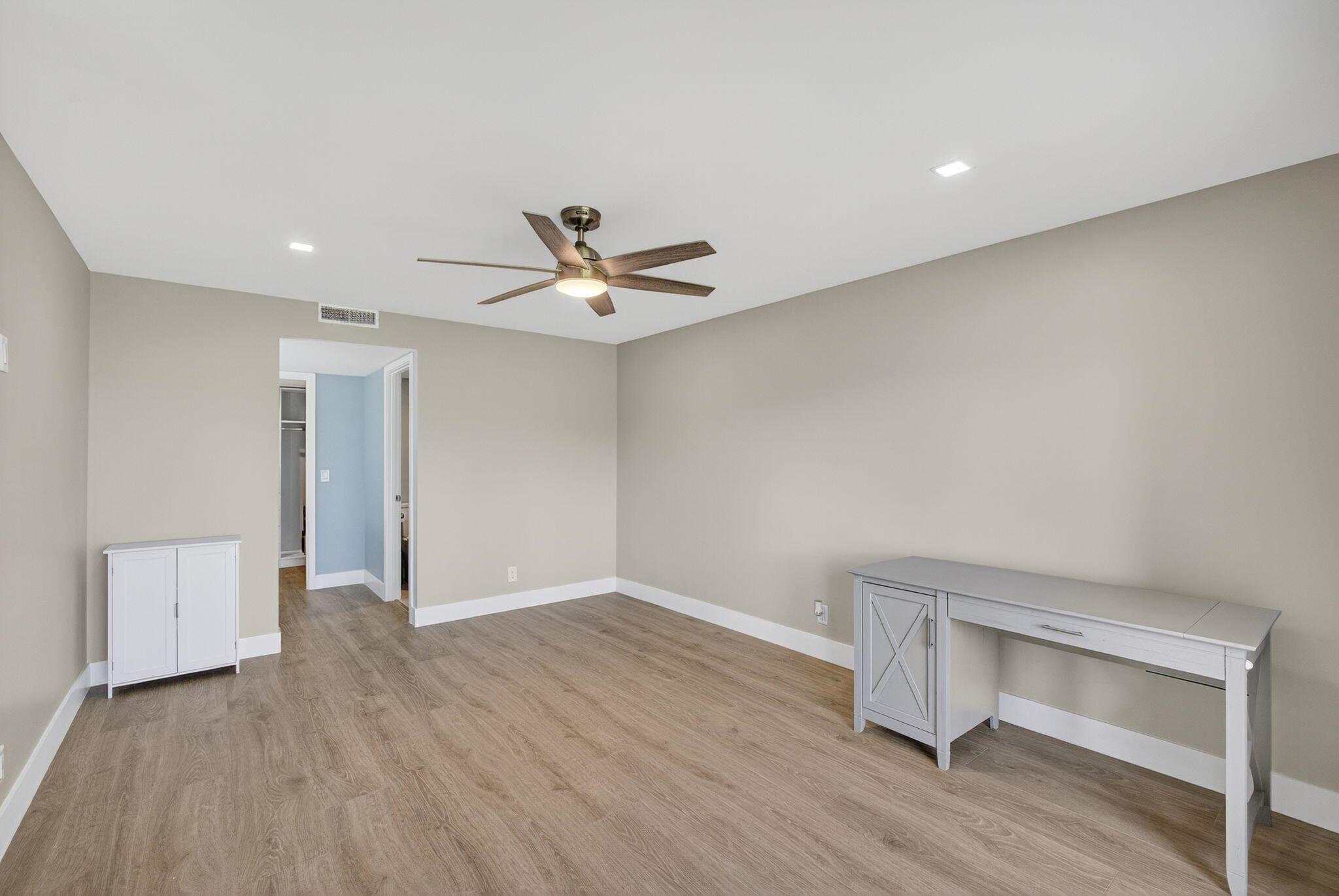 MARINA BAY CONDO - Residential