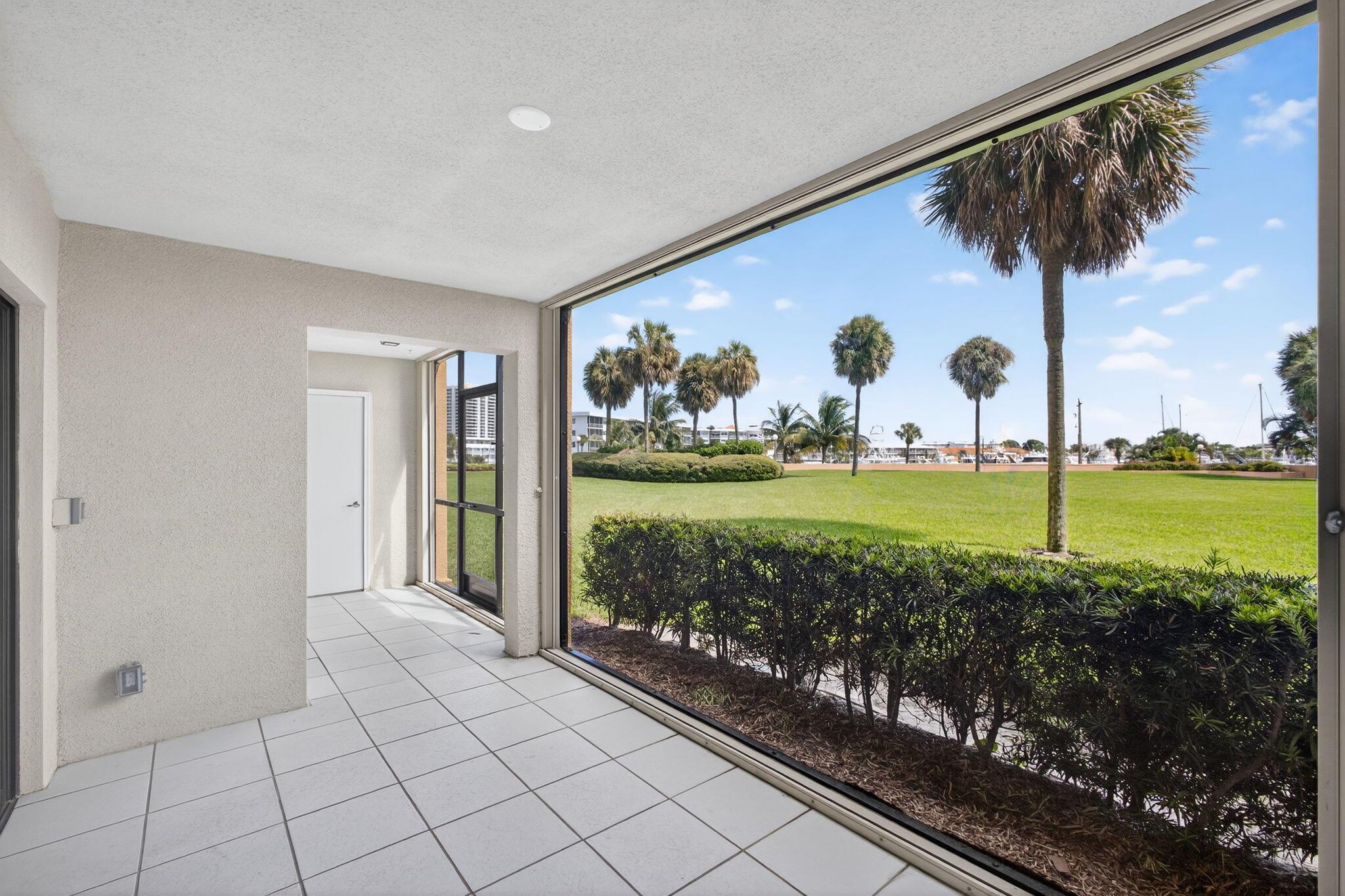 MARINA BAY CONDO - Residential