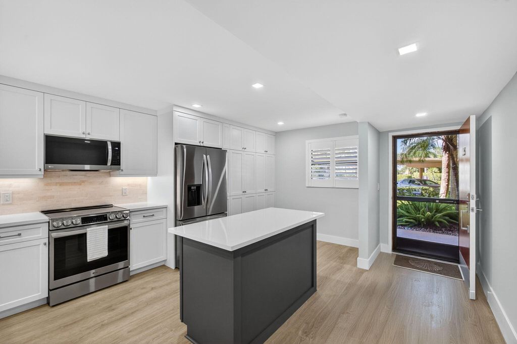 Photo of 1030 Us Highway 1 Highway #105, North Palm Beach, FL 33408 (MLS # R11129075)