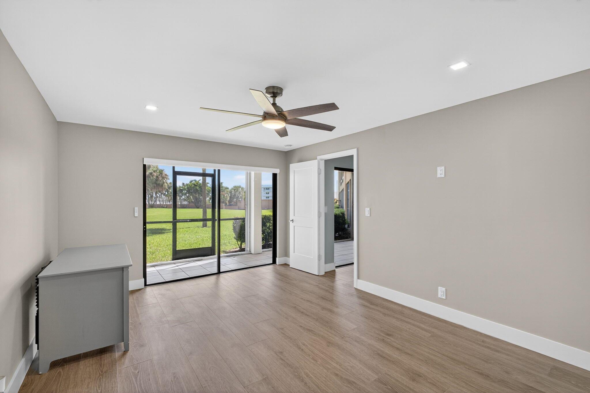 MARINA BAY CONDO - Residential