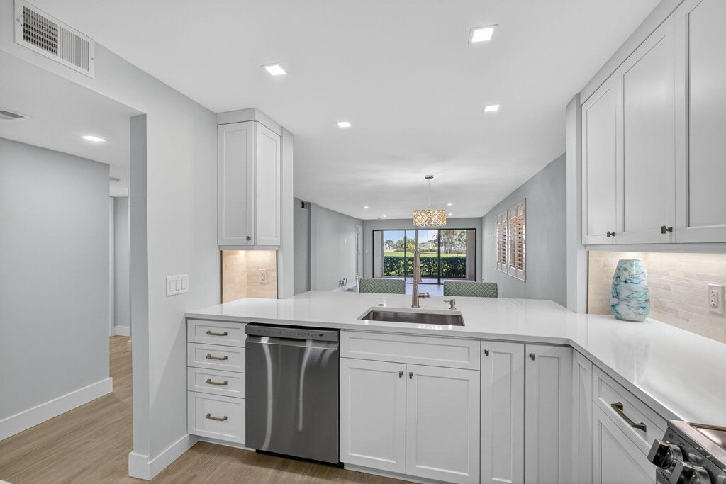 Photo of 1030 Us Highway 1 Highway #105, North Palm Beach, FL 33408 (MLS # R11129075)