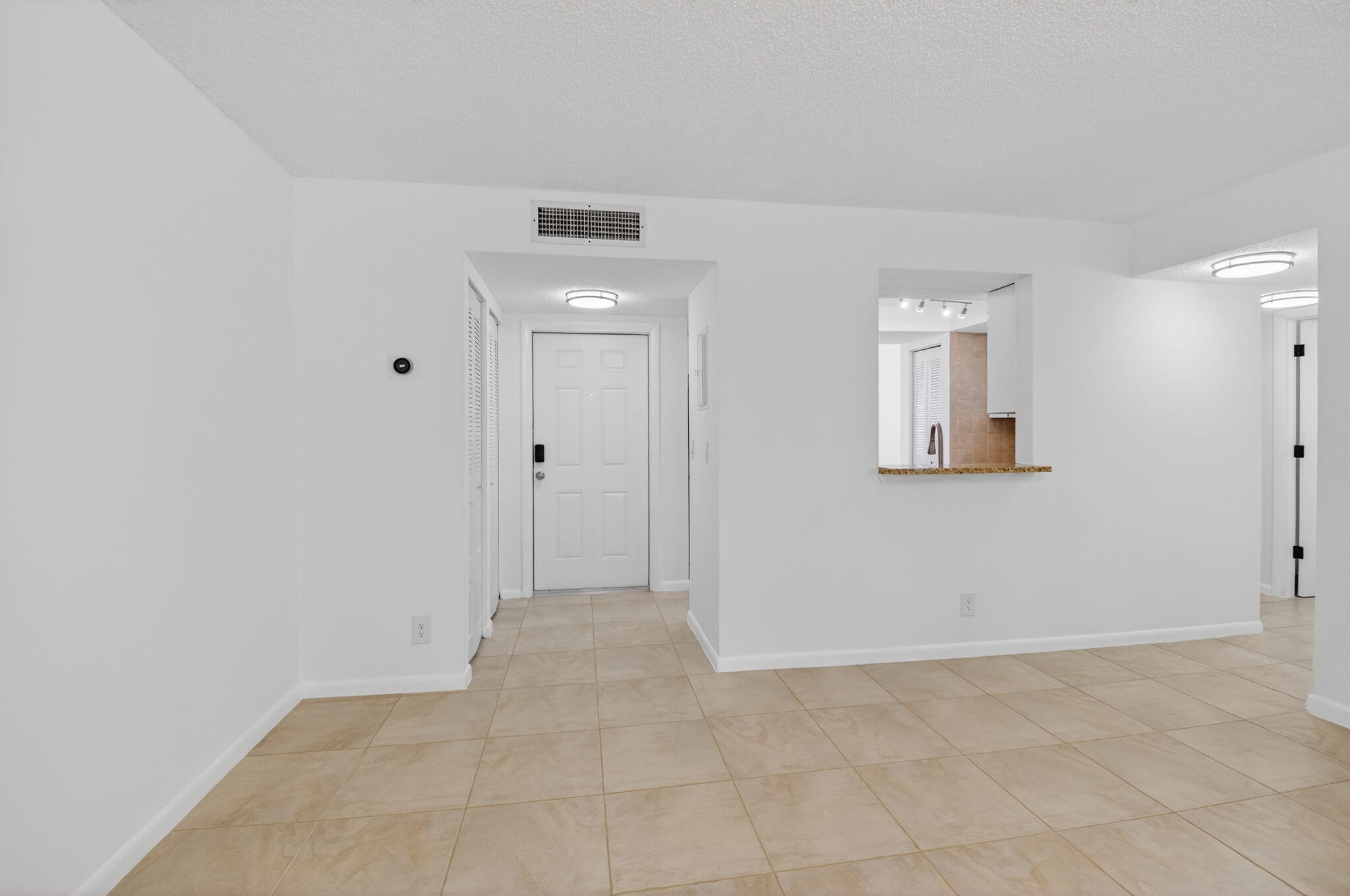 Villages Oriole Abbey Condo - Residential