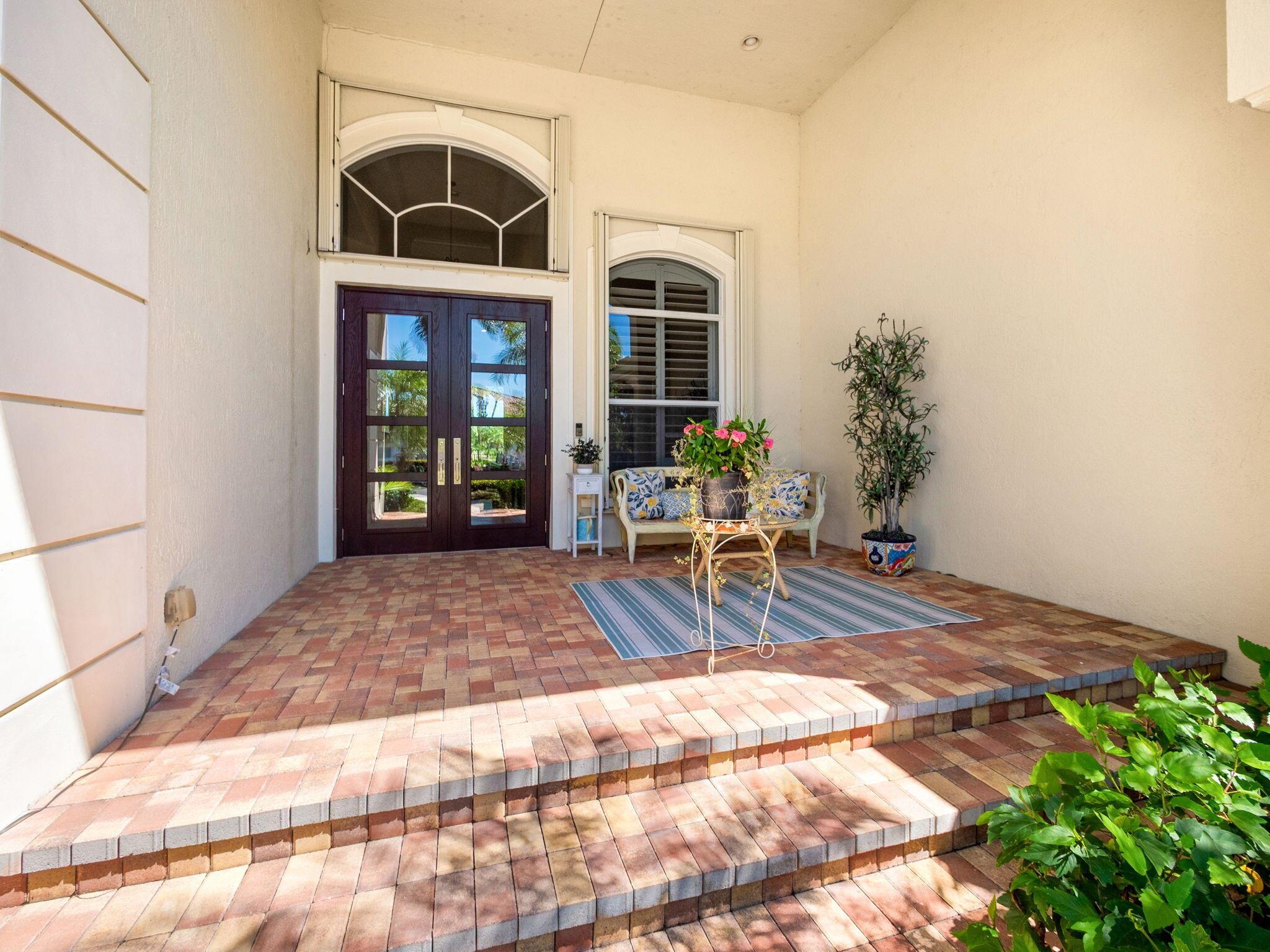 802 Floret Drive