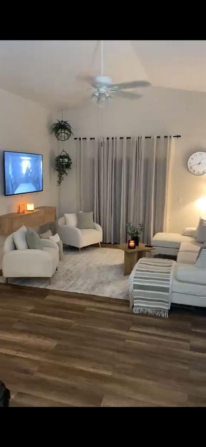 SEBASTIAN HIGHLANDS UNIT - Residential