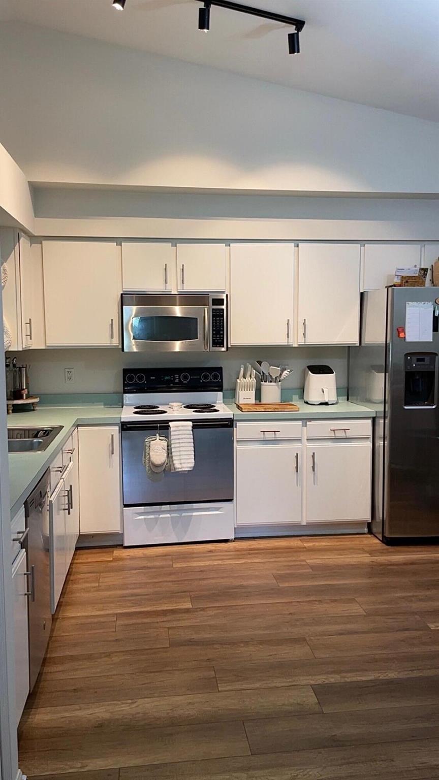 SEBASTIAN HIGHLANDS UNIT - Residential