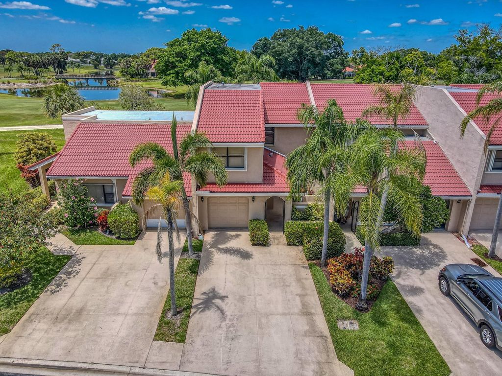 Photo of 741 Windermere Way, Palm Beach Gardens, FL 33418 (MLS # R11082733)