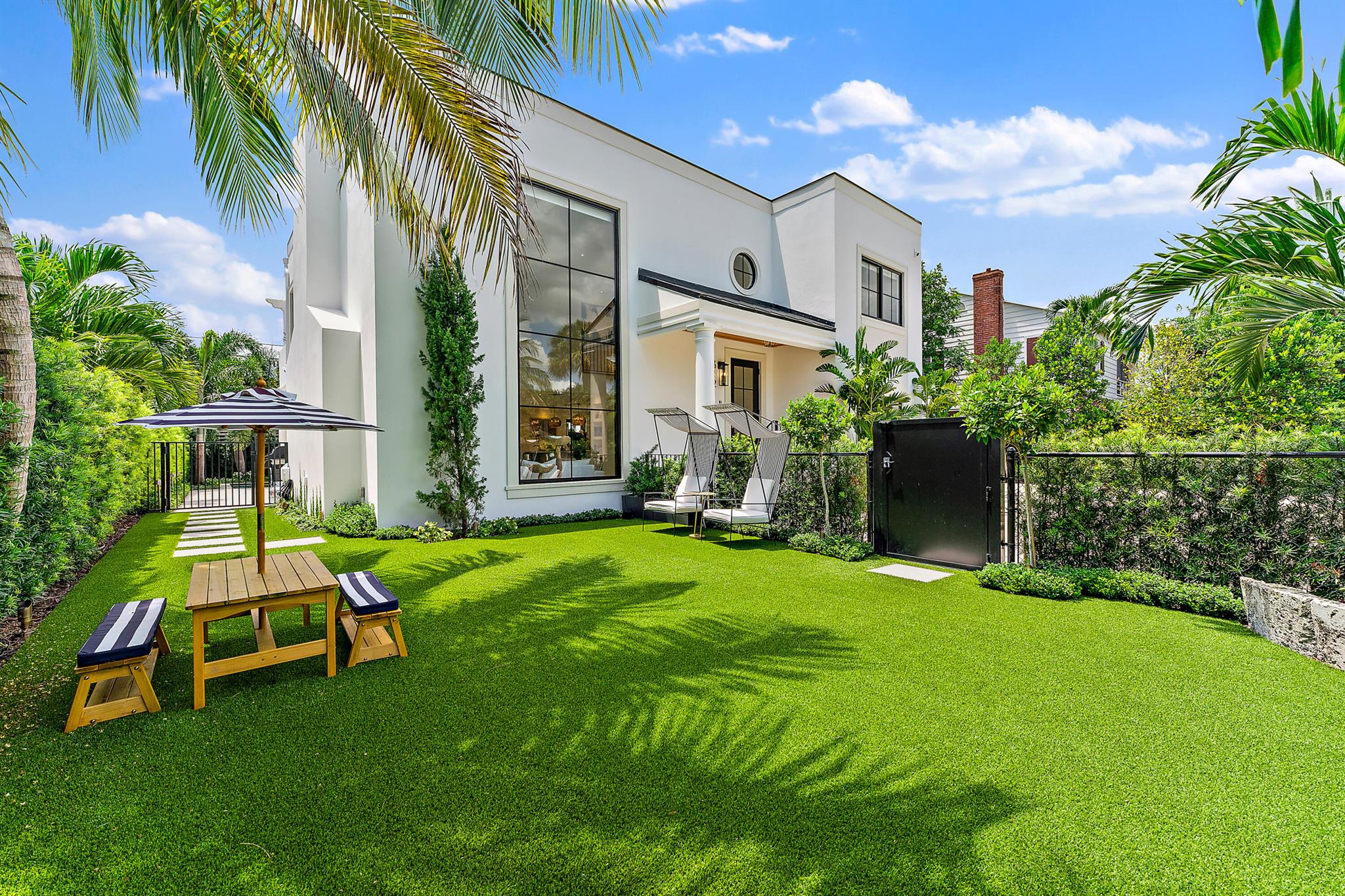 MONCEAUX - Residential