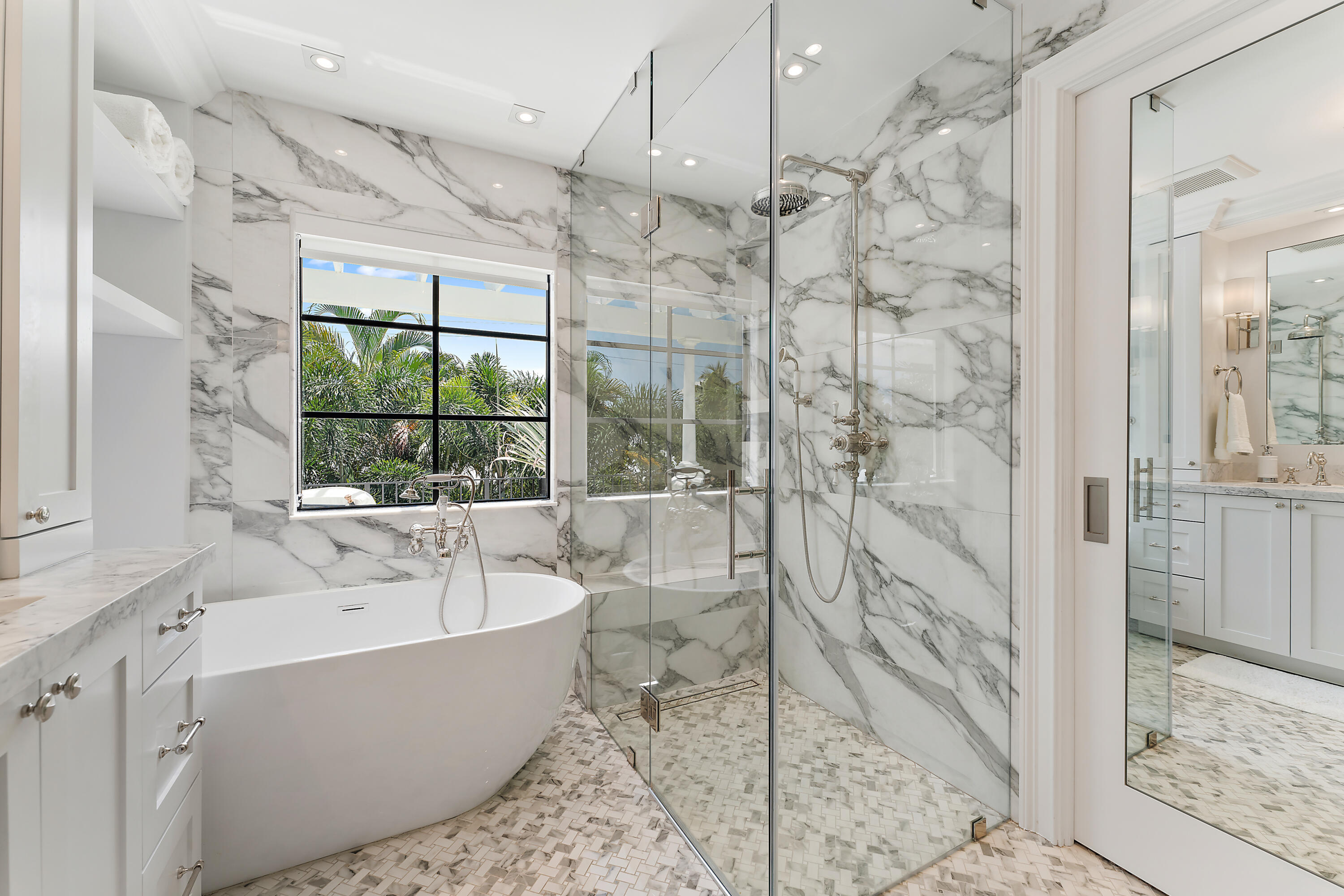 MONCEAUX - Residential