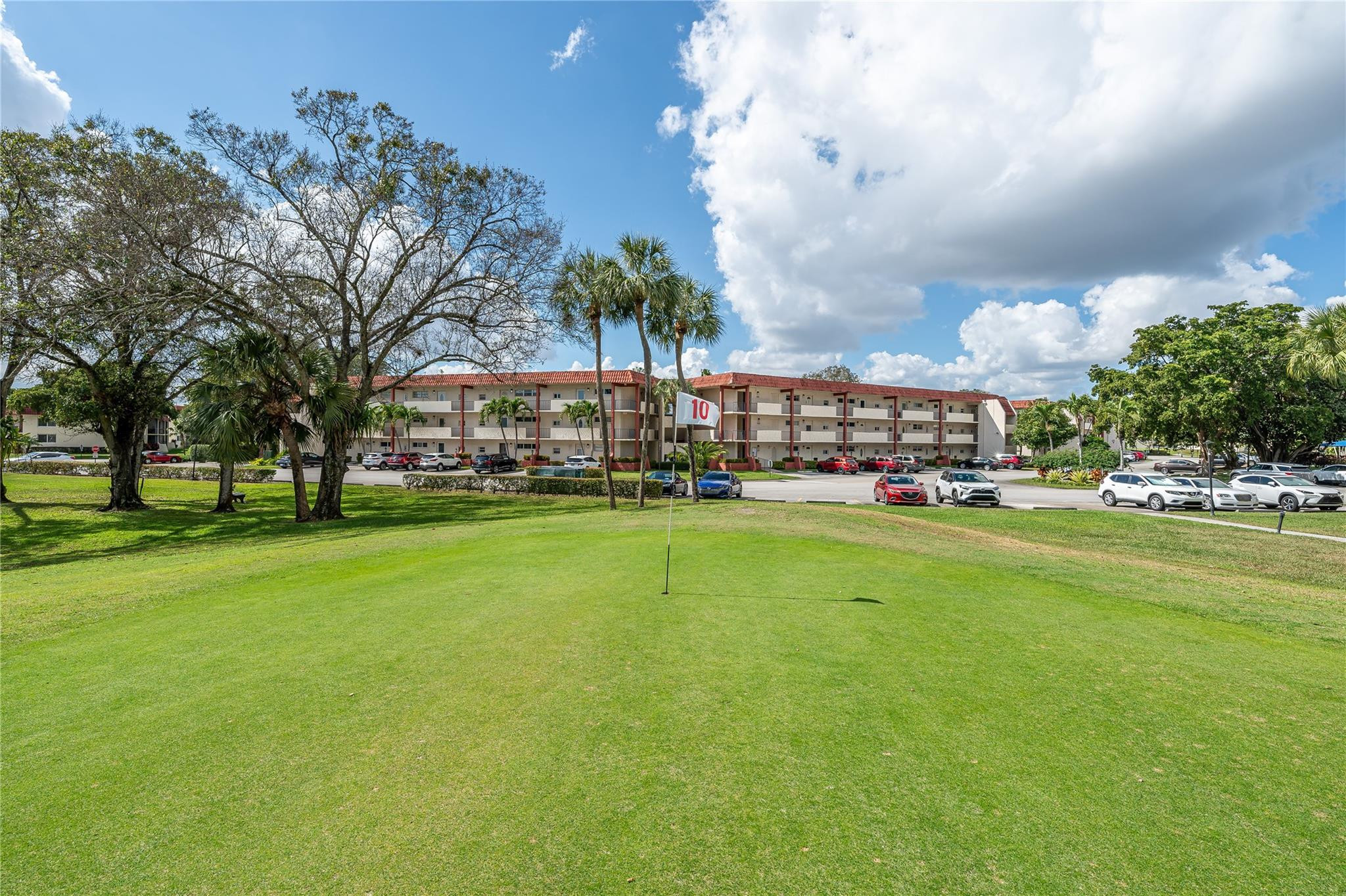 Hollybrook Golf & Tennis - Residential