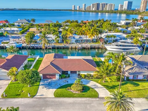 1170 Fairview Lane, Singer Island, FL 33404 - MLS#: R11063349