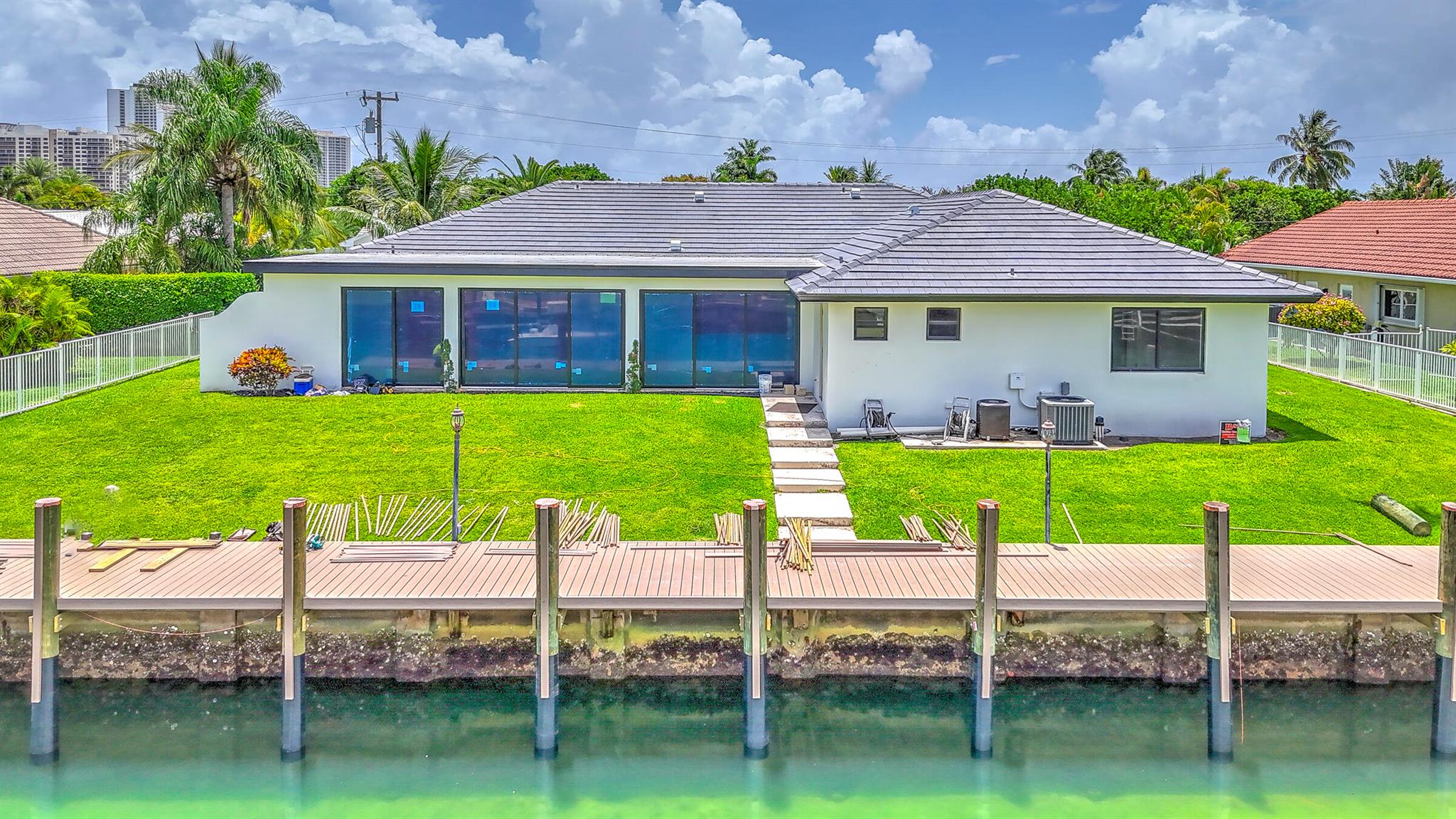 PALM BEACH ISLES 2 - Residential