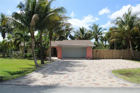 861 NW 116th Ave, Plantation, FL MLS: F10497226