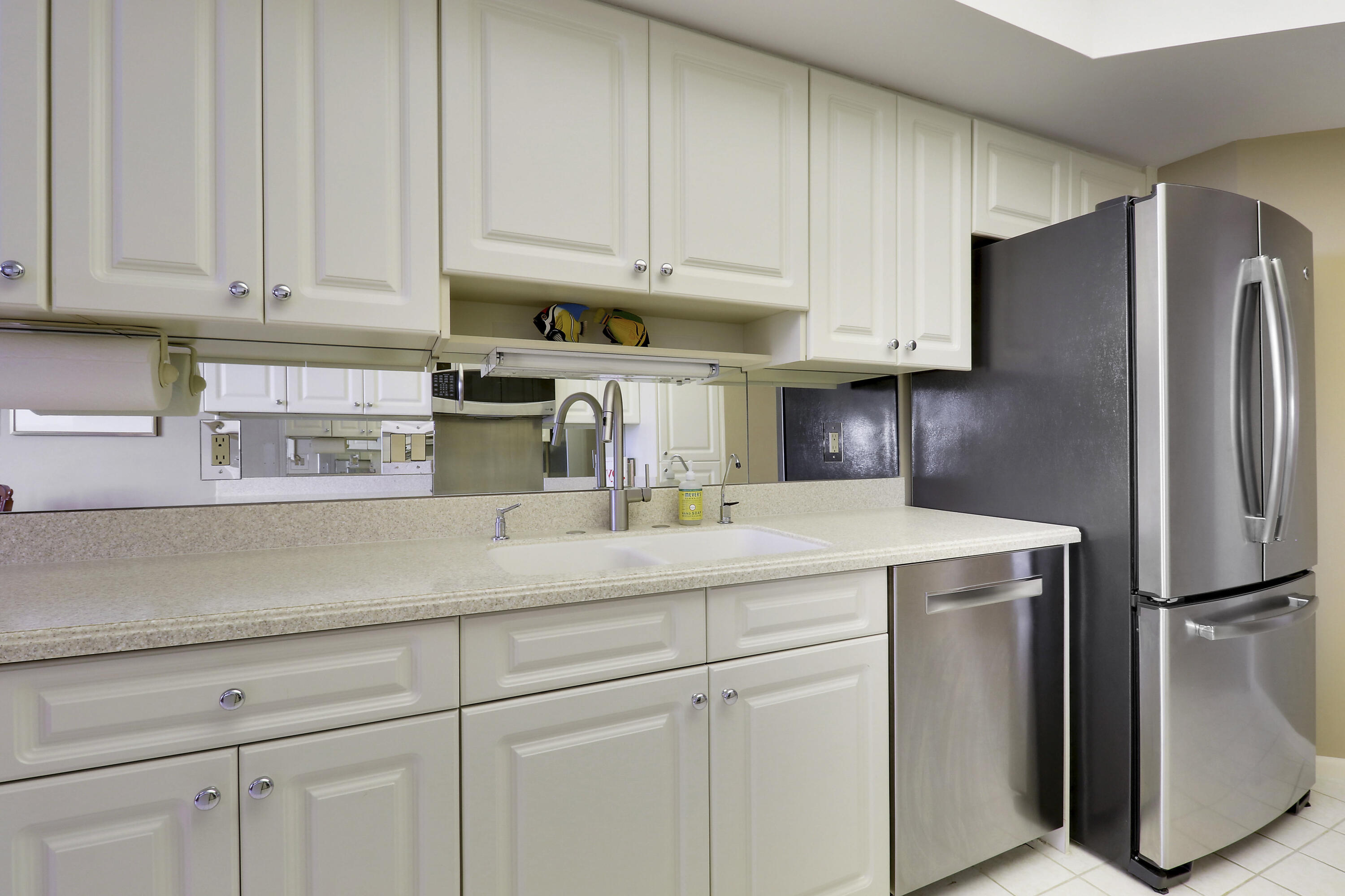 SOUTHPORTE ONE AT JONATHANS LANDING CONDO - Residential