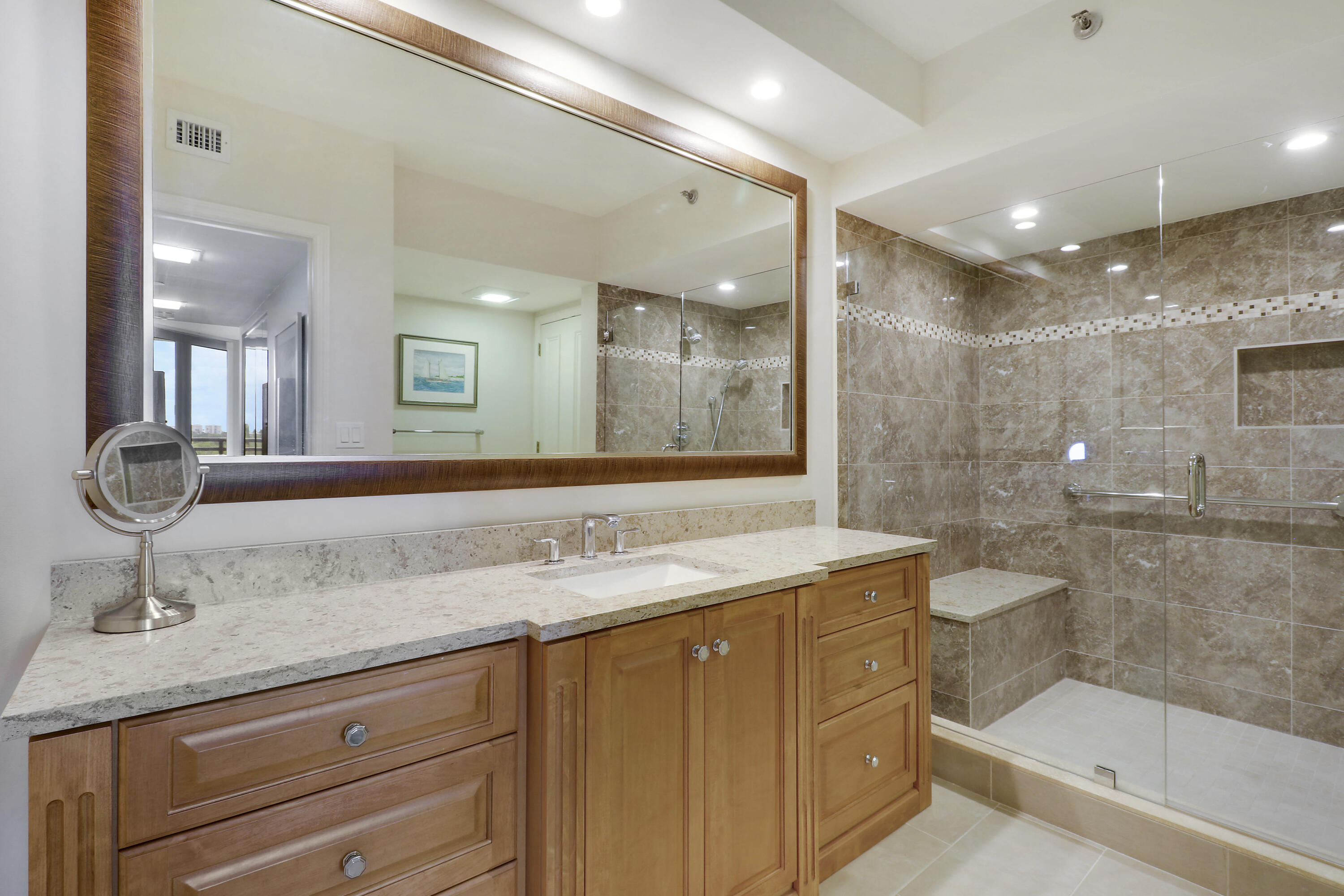 SOUTHPORTE ONE AT JONATHANS LANDING CONDO - Residential