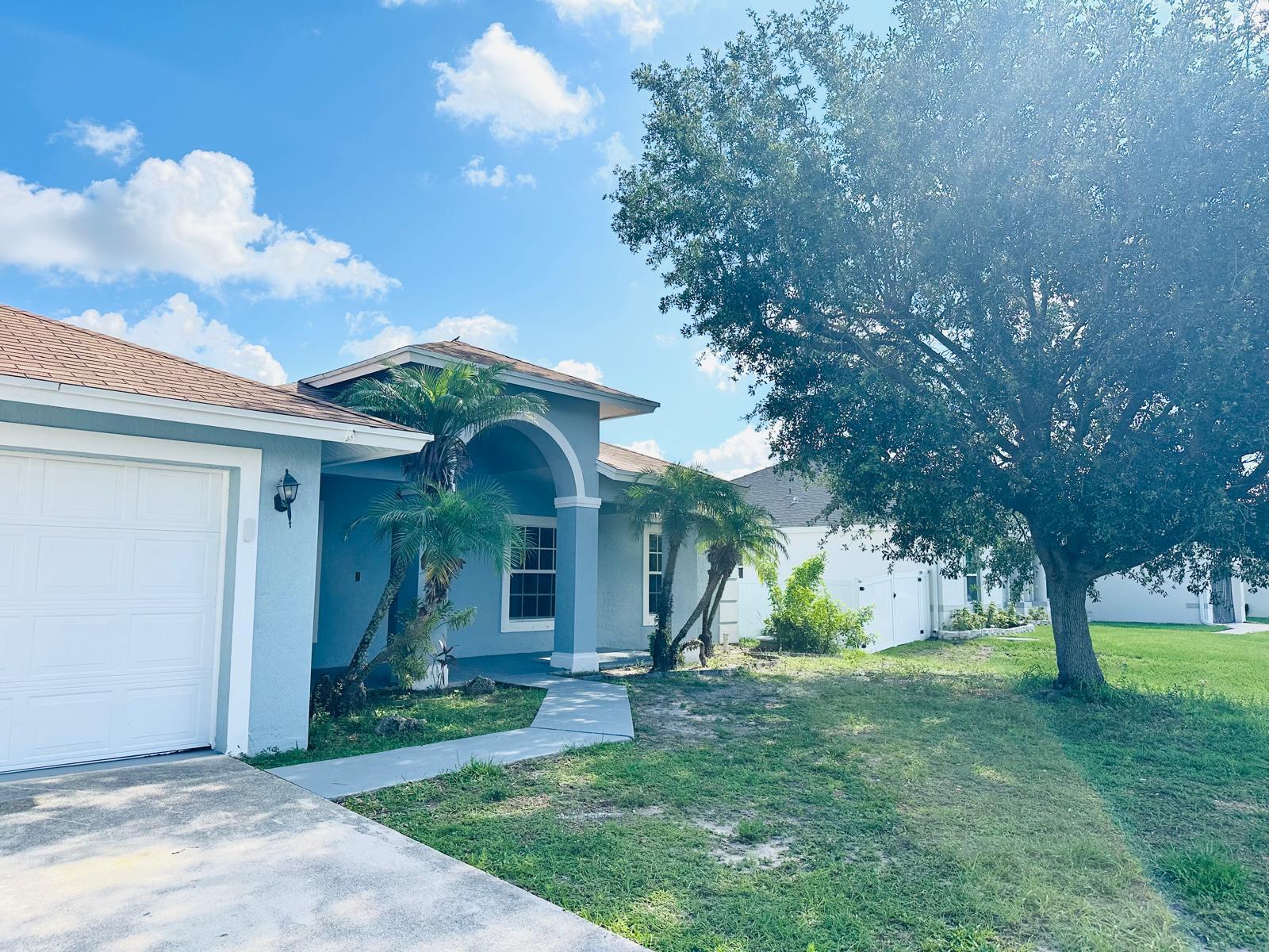 PORT ST LUCIE SECTION  22 - Residential Lease