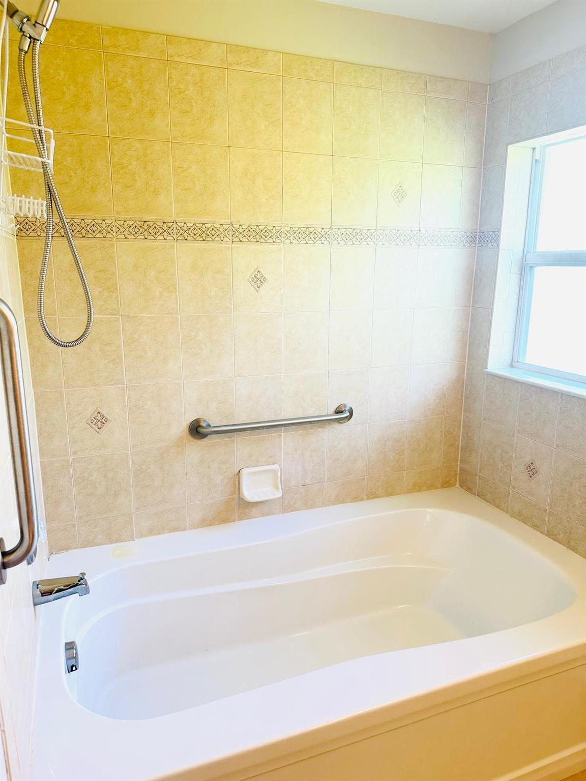 PORT ST LUCIE SECTION  22 - Residential Lease