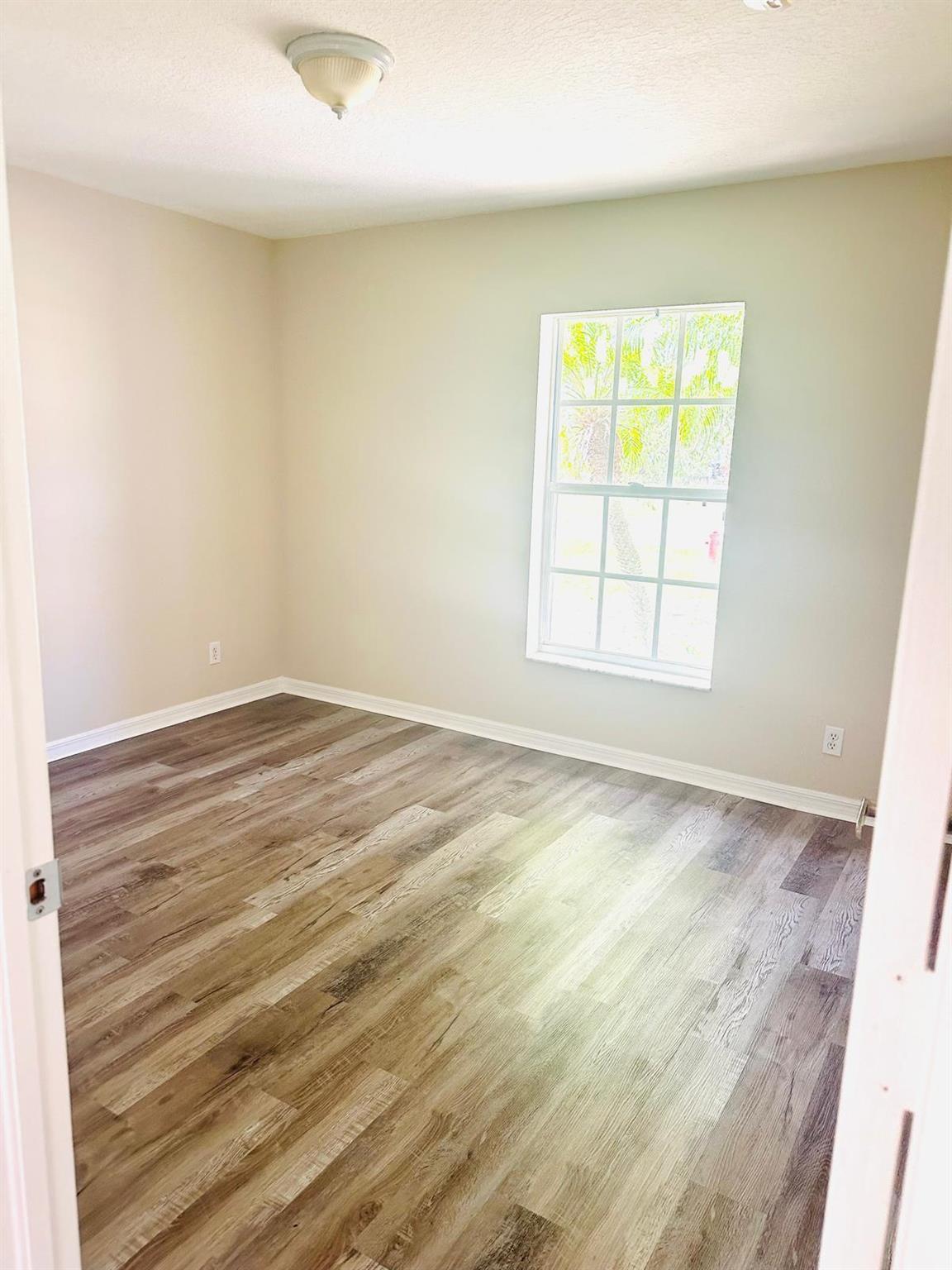 PORT ST LUCIE SECTION  22 - Residential Lease