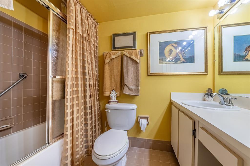 FAIRWAYS OF TAMARAC - Residential