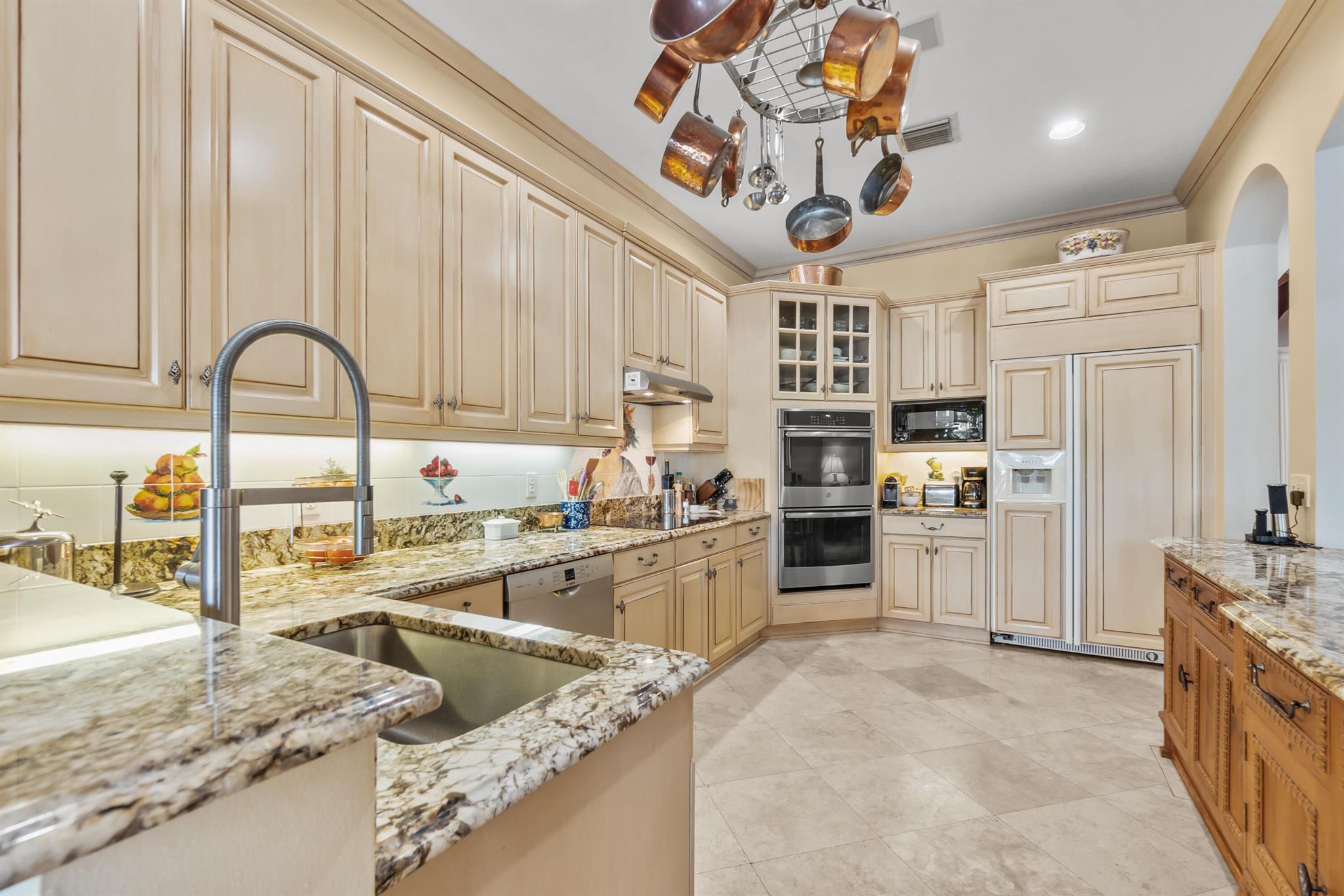 ESTUARY - Residential