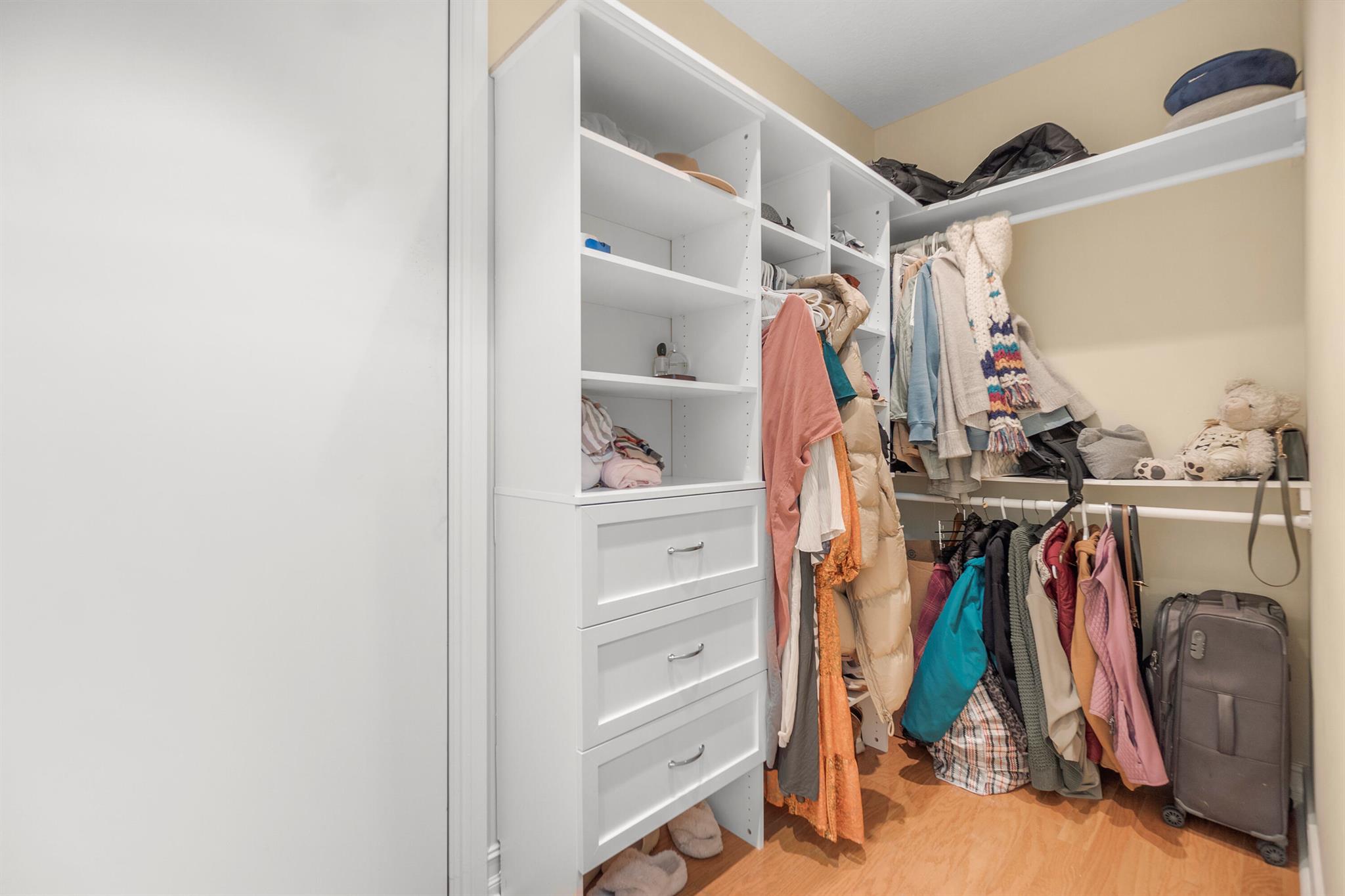 ESTUARY - Residential