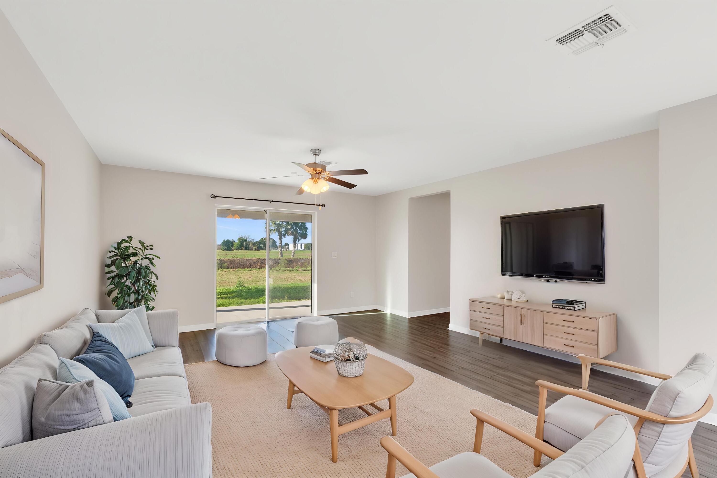 CELEBRATION POINTE - Residential