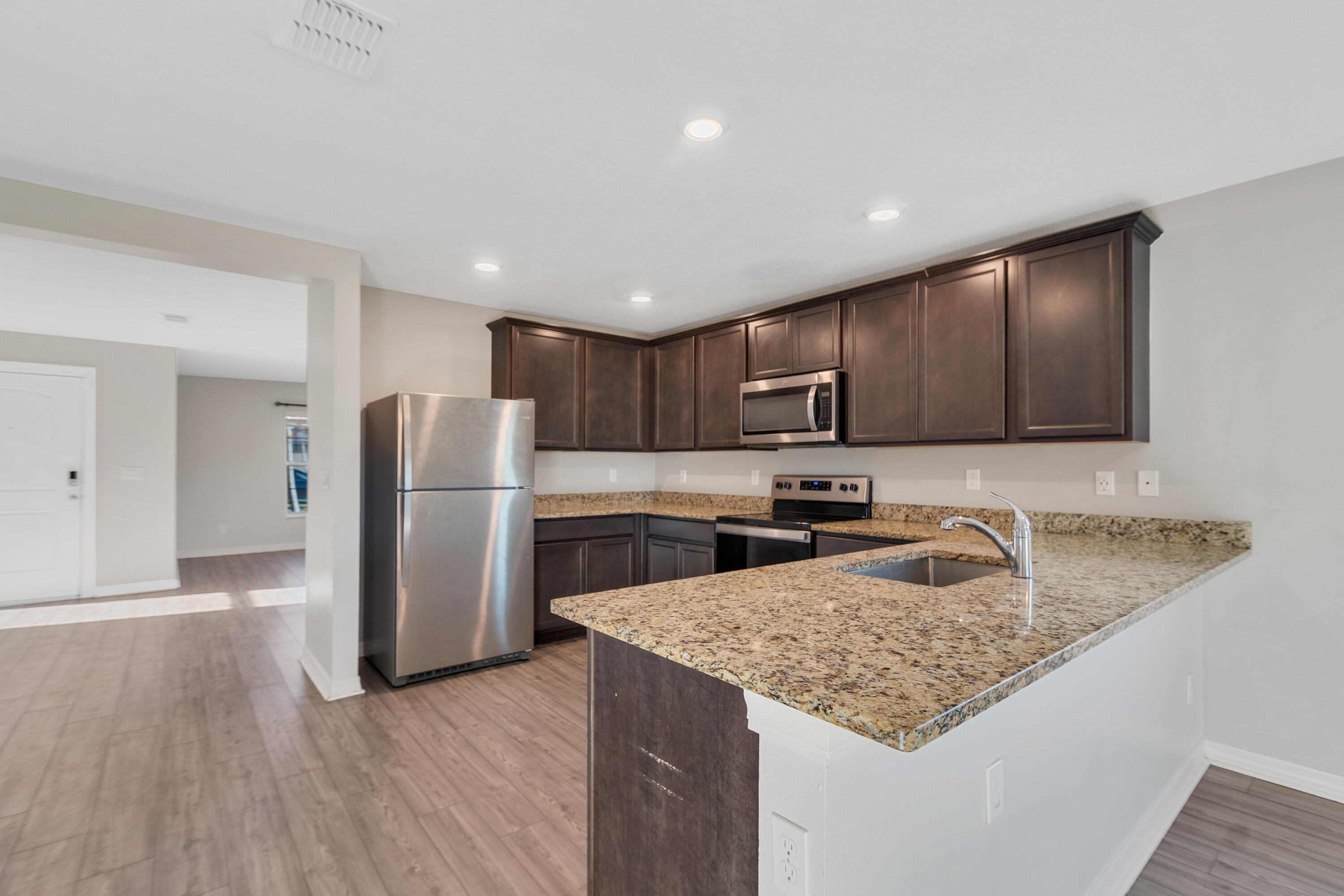 CELEBRATION POINTE - Residential