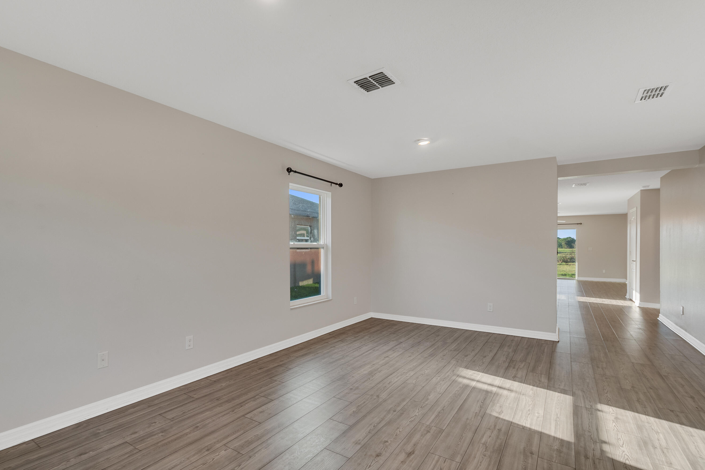 5532 Imagination Drive