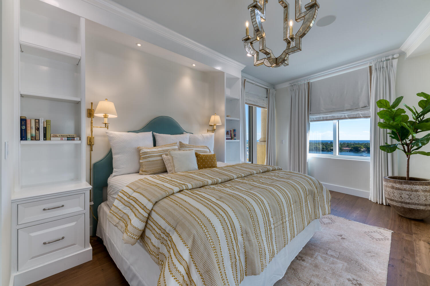 ESPLANADE GRANDE CONDO - Residential