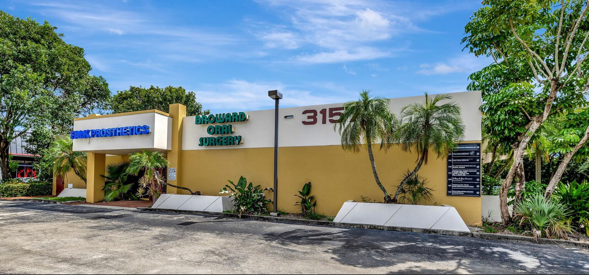 EXCELLENT OPPORTUNITY TO LEASE SPACE CURRENTLY CONFIGURED AS MEDICAL IN A FREESTANDING MEDICAL/OFFICE BUILDING ON UNIVERSITY DR IN DAVIE, FL. SPACE 101-102 CONSISTS OF 3,139 RSF AND FEATURES 2 WAITING/RECEPTION AREAS, 12 EXAM/PROCEDURE ROOMS/OFFICES (6 W/SINKS INCLUDING THE LAB), BREAK ROOM & 3 BATHROOMS. PROPERTY HAS APPROX. 165 FEET OF DIRECT FRONTAGE WITH AN AADT OF 44,500 (2024 FDOT) AND THE BUILDING SITS ON A 0.82-ACRE LOT WITH AMPLE PARKING. THIS LOCATION OFFERS EXCELLENT EXPOSURE IN A DEMOGRAPHICALLY DENSE AREA WITH A 5-MILE POPULATION OF OVER 400,000. ZONING IS B-2, ALLOWING FOR VARIOUS COMMERCIAL USES, INCLUDING MEDICAL, OFFICE USES, ETC. RENT IS $24/RSF. TENANT PAYS FOR ELECTRIC & JANITORIAL SERVICES. PLEASE INQUIRE FOR CAM CHARGES AND PROPERTY FLYER.