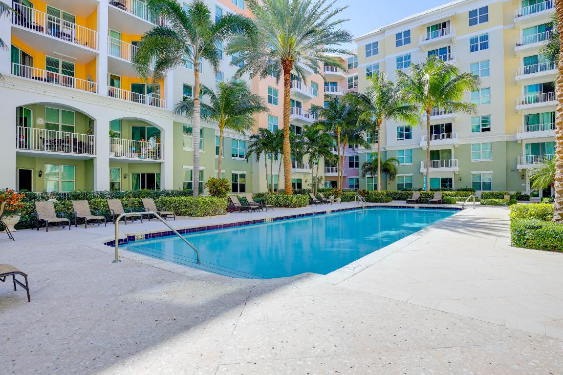 MOORINGS AT LANTANA CONDO 2 - Residential