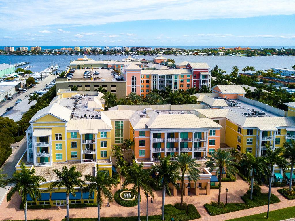 MOORINGS AT LANTANA CONDO 2 - Residential