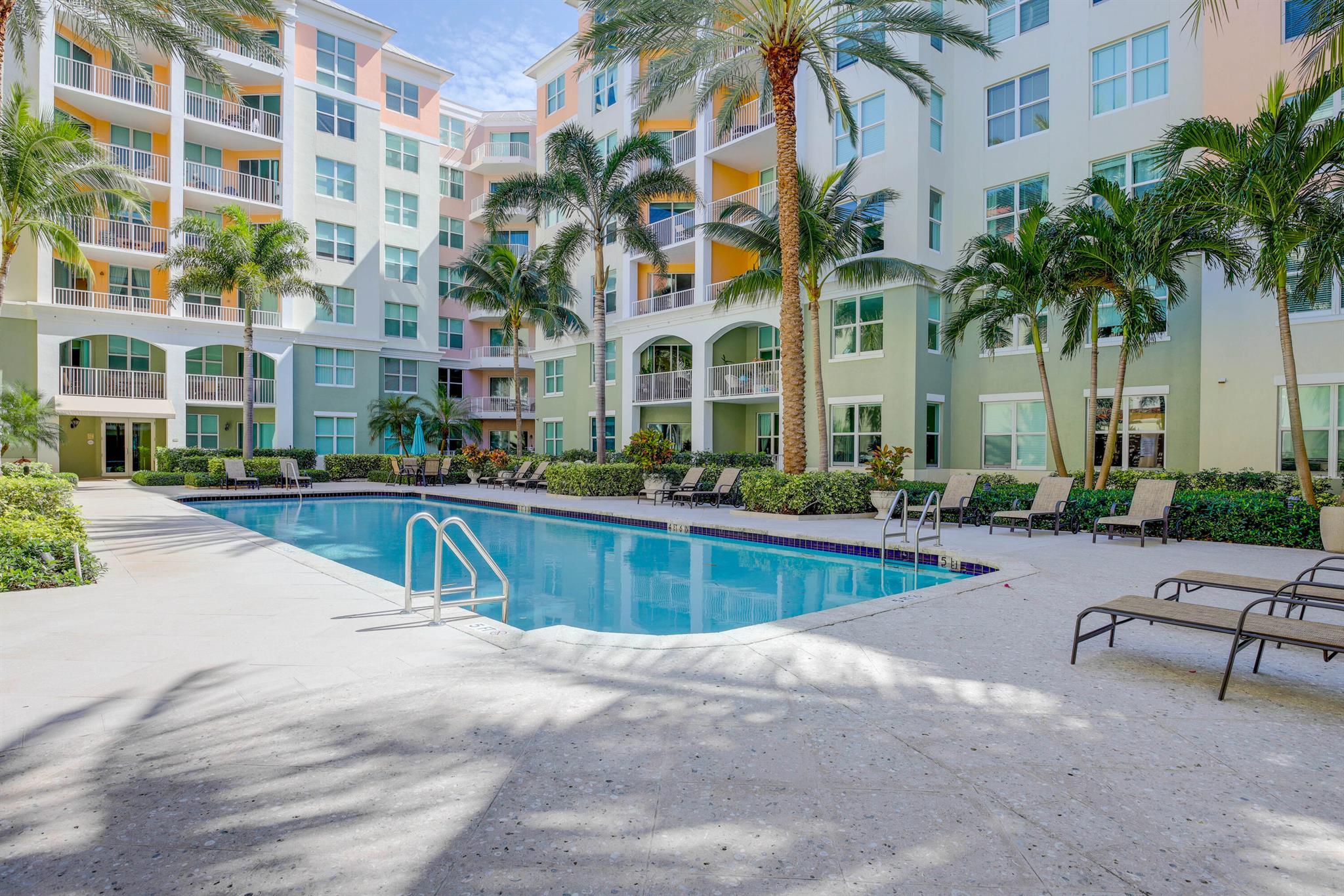 MOORINGS AT LANTANA CONDO - Residential