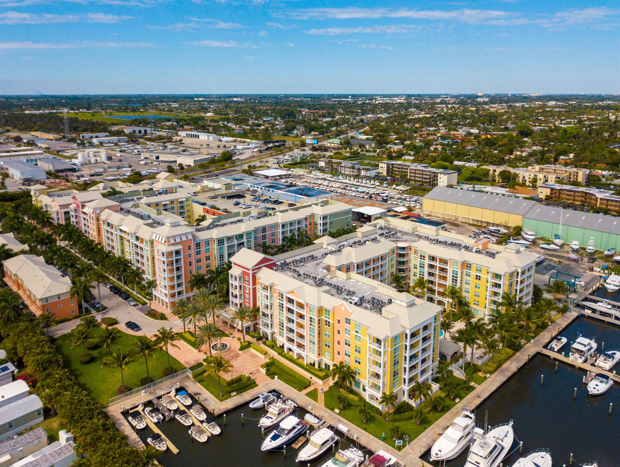 MOORINGS AT LANTANA CONDO - Residential