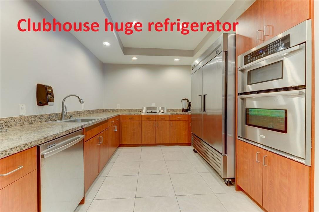 Coral Ridge Towers East - Residential