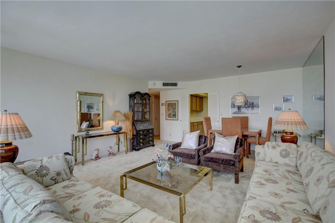 Coral Ridge Towers East - Residential