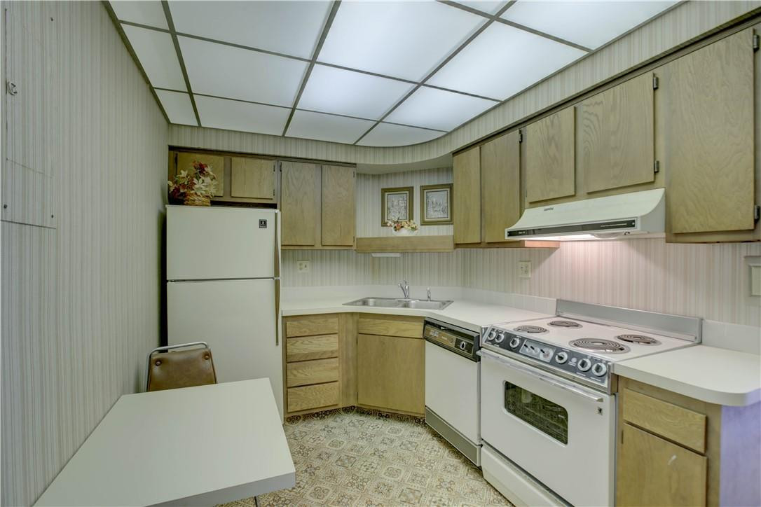 Coral Ridge Towers East - Residential