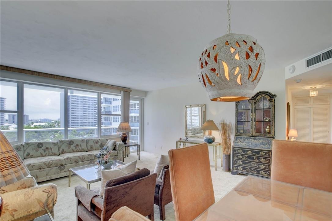 Coral Ridge Towers East - Residential