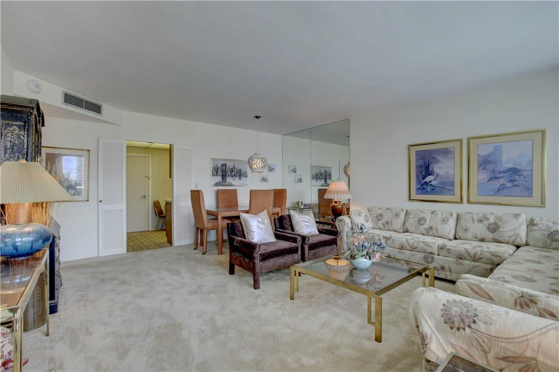 Coral Ridge Towers East - Residential