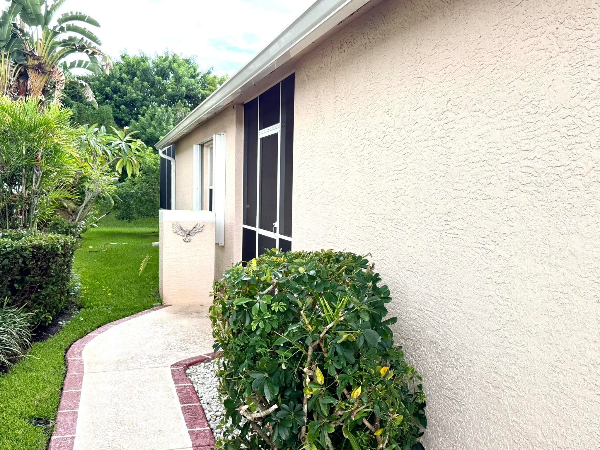 342 SW NORTH SHORE Boulevard