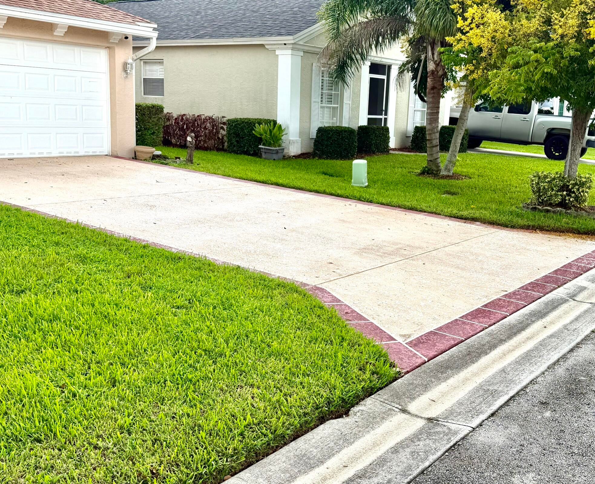 342 SW NORTH SHORE Boulevard
