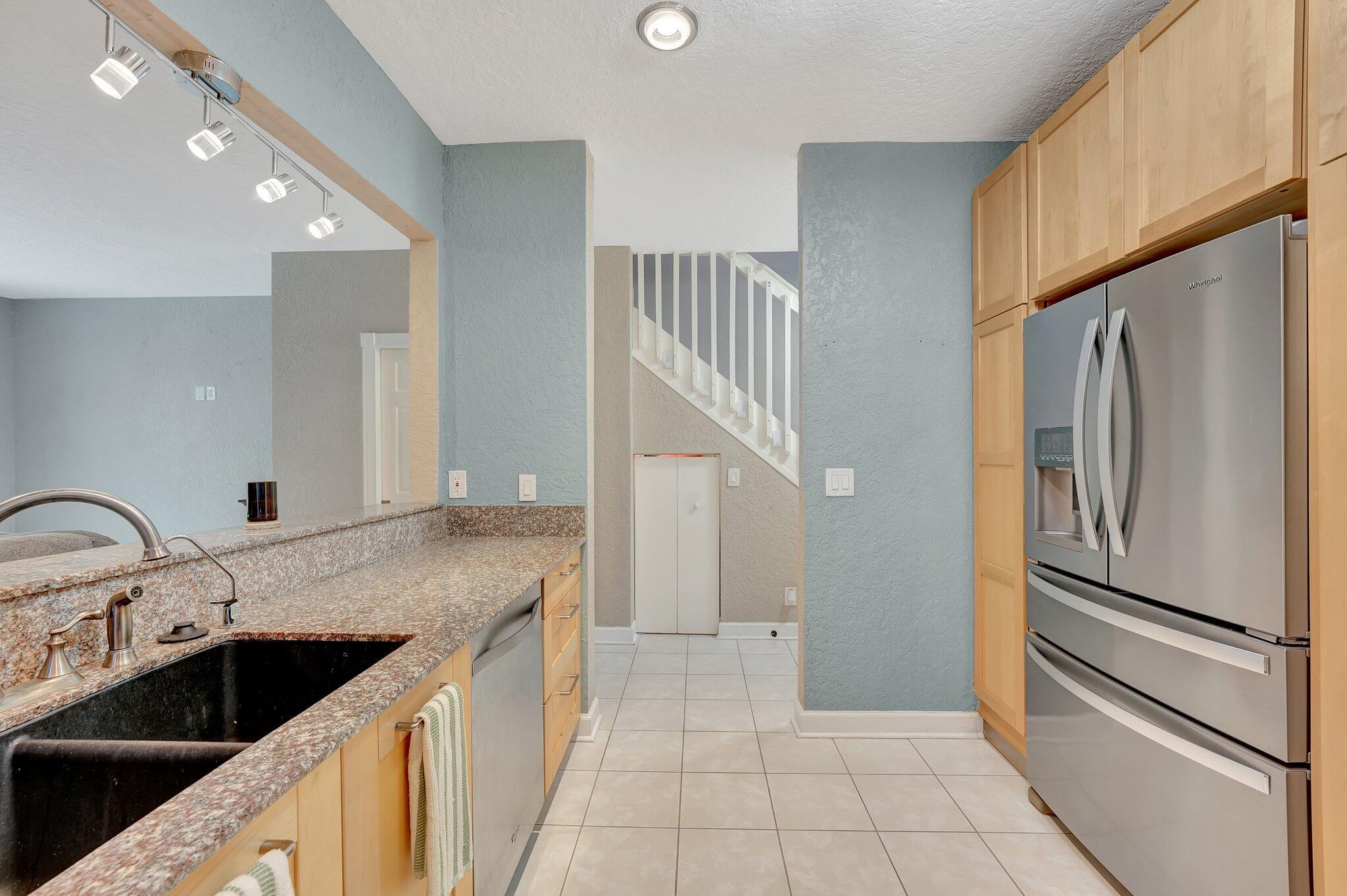 Pine Bay - Residential