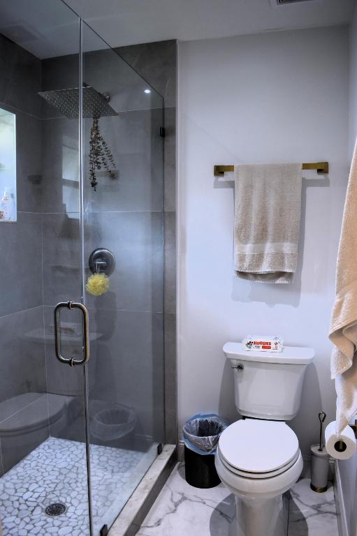 HAWTHORN - Residential