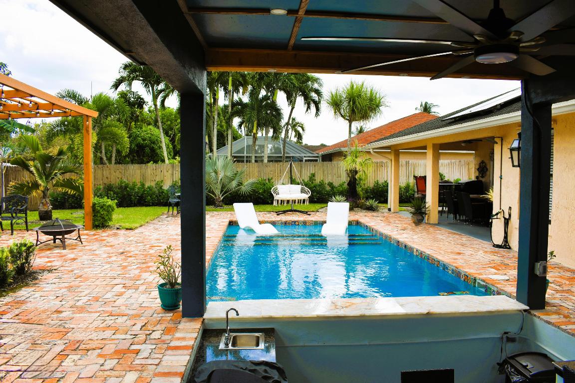 HAWTHORN - Residential