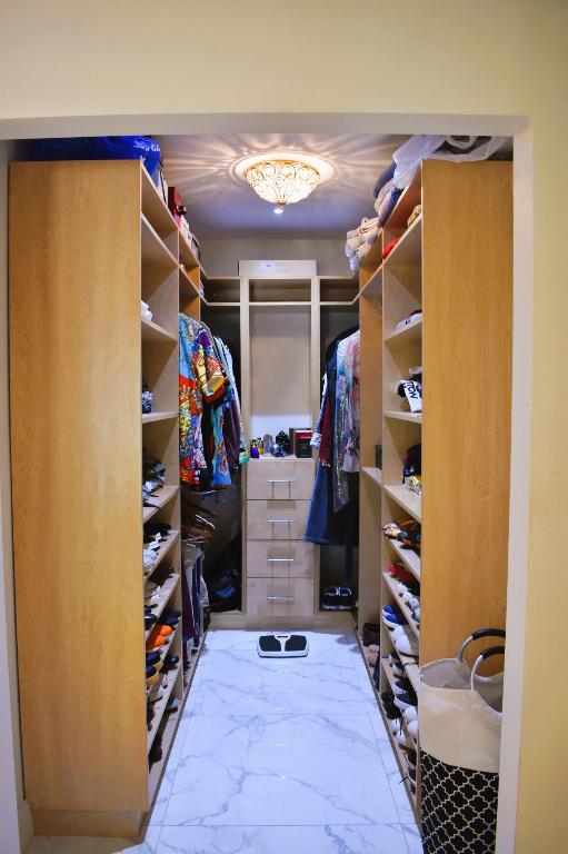 HAWTHORN - Residential