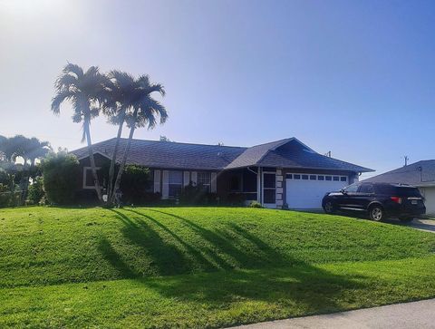 2721 SW 3rd Ave Cape Coral FL 33914